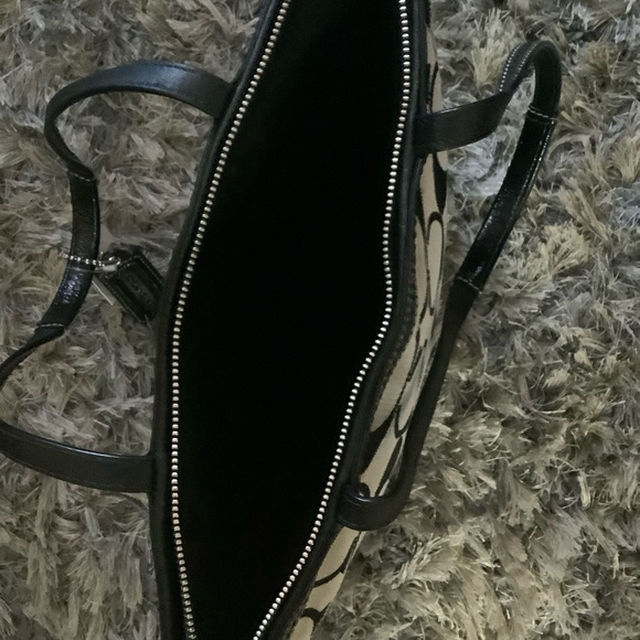 Purse - Picture 2 of 2